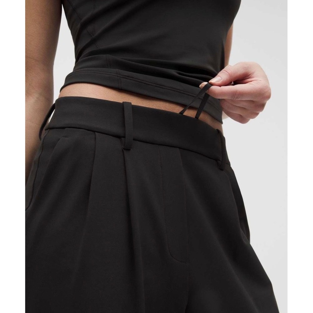 Lululemon Daydrift High Rise Trouser Short Wide-Leg Pants Black Pleated W5HCQS L - Picture 8 of 13